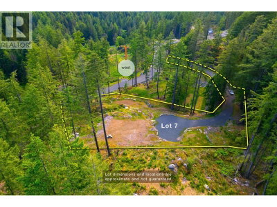 Lot 7 INNISFREE Lane | Bowen Island British Columbia | Slide Image Twelve