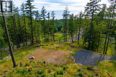 Lot 7 INNISFREE Lane | Bowen Island British Columbia | Slide Image Thirteen