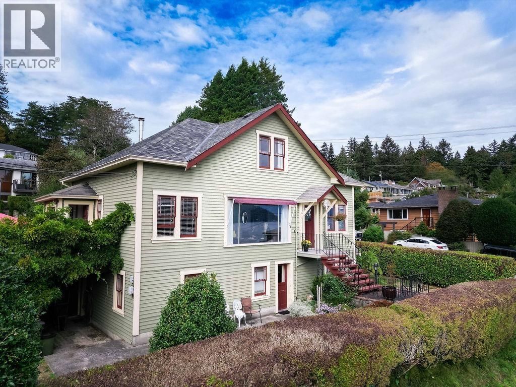 589 SEAVIEW ROAD Image 39