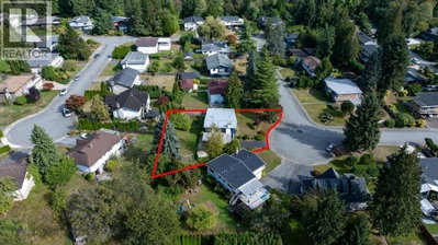 3345 CARDINAL Drive | Burnaby British Columbia | Slide Image Twelve