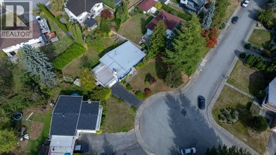 3345 CARDINAL Drive | Burnaby British Columbia | Slide Image Seventeen