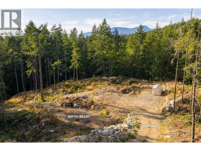 1570 DOUGLAS Road | Bowen Island British Columbia | Slide Image Three