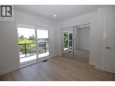 2076 CLARE Place | Port Coquitlam British Columbia | Slide Image Ten