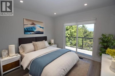 2076 CLARE Place | Port Coquitlam British Columbia | Slide Image Eight