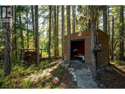 5221 JORDAN Lane | Whistler British Columbia | Slide Image Thirty-five