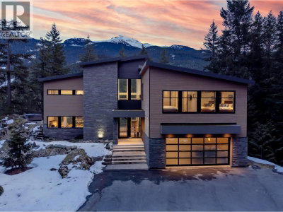 5221 JORDAN Lane | Whistler British Columbia | Slide Image Thirty-seven