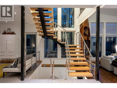 5221 JORDAN Lane | Whistler British Columbia | Slide Image Four