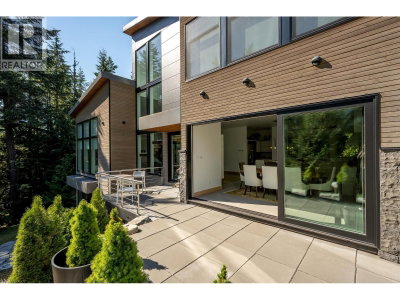 5221 JORDAN Lane | Whistler British Columbia | Slide Image Eight