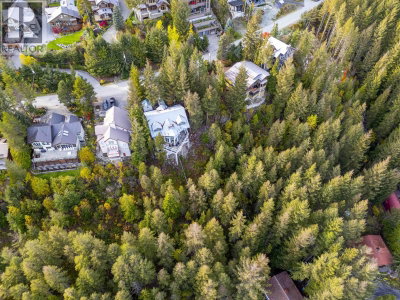 8365 MOUNTAIN VIEW Drive | Whistler British Columbia | Slide Image Twenty-three