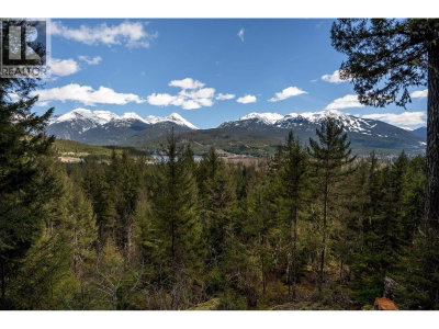 8365 MOUNTAIN VIEW Drive | Whistler British Columbia | Slide Image Five