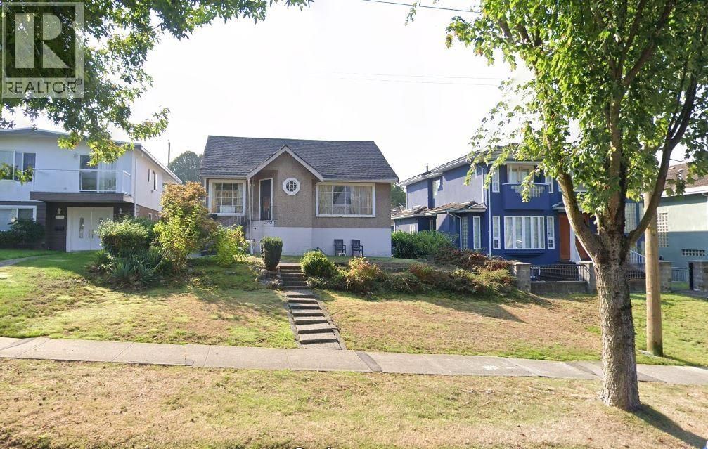 2772 5TH Avenue, Vancouver, British Columbia V5M 1N2
