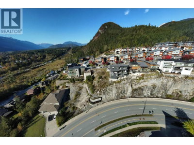 41331 HORIZON Drive | Squamish British Columbia | Slide Image Nine