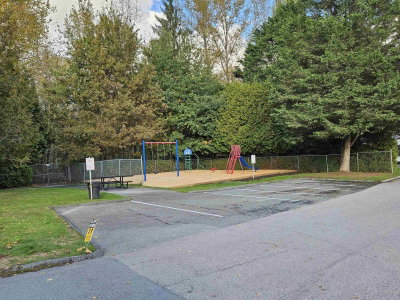 8220 KING GEORGE Boulevard | Surrey British Columbia | Slide Image Eleven