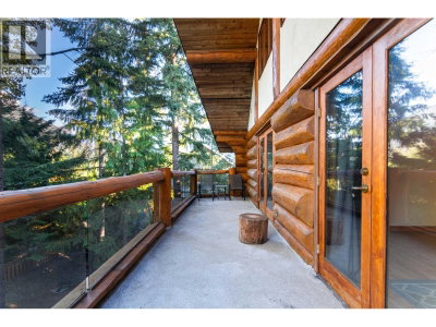6252 BISHOP Way | Whistler British Columbia | Slide Image Nine