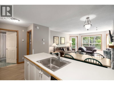4800 SPEARHEAD Drive | Whistler British Columbia | Slide Image Ten