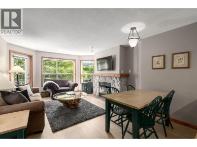 4800 SPEARHEAD Drive | Whistler British Columbia | Slide Image Six