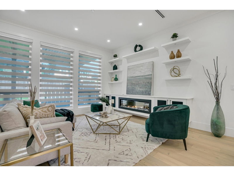 15919 RUSSELL Avenue, White Rock, V4B2S6 | Image 3