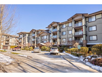 2038 SANDALWOOD Crescent | Abbotsford British Columbia | Slide Image Two