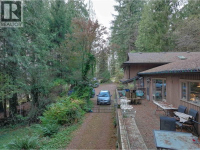 14042 232 Street | Maple Ridge British Columbia | Slide Image Twelve