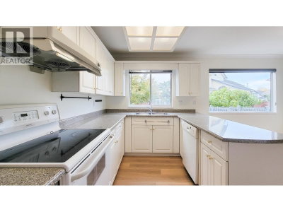22260 GARRATT Drive | Richmond British Columbia | Slide Image Eleven