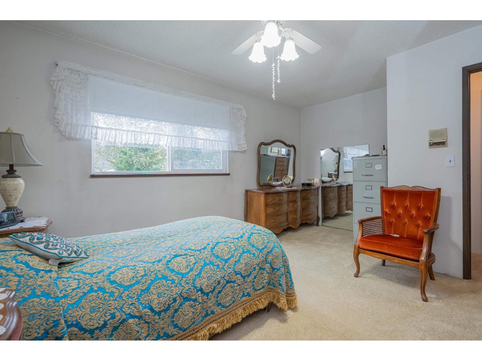 4820 200 STREET Image 20