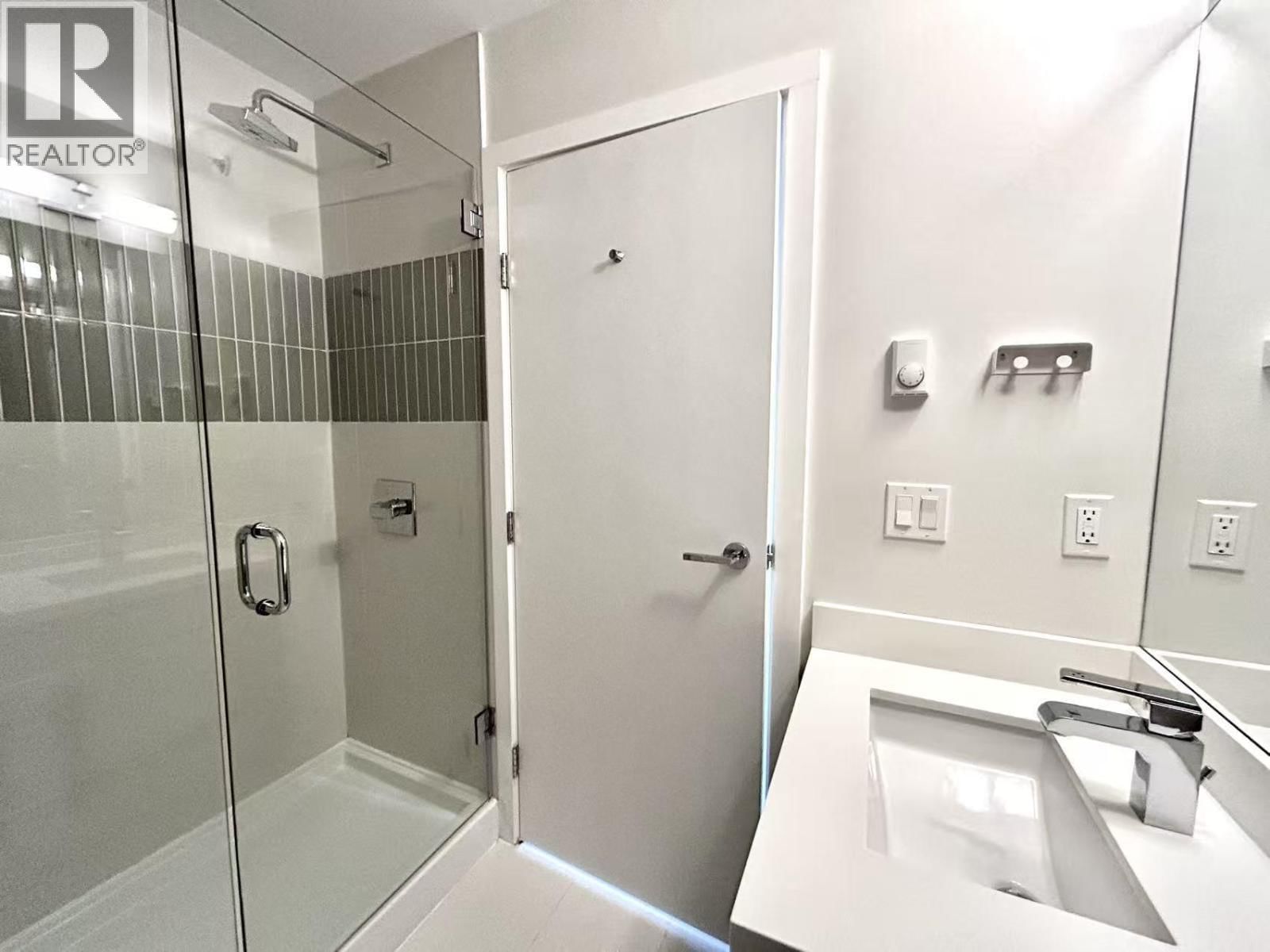 210 - 618 LANGSIDE AVENUE Image 10