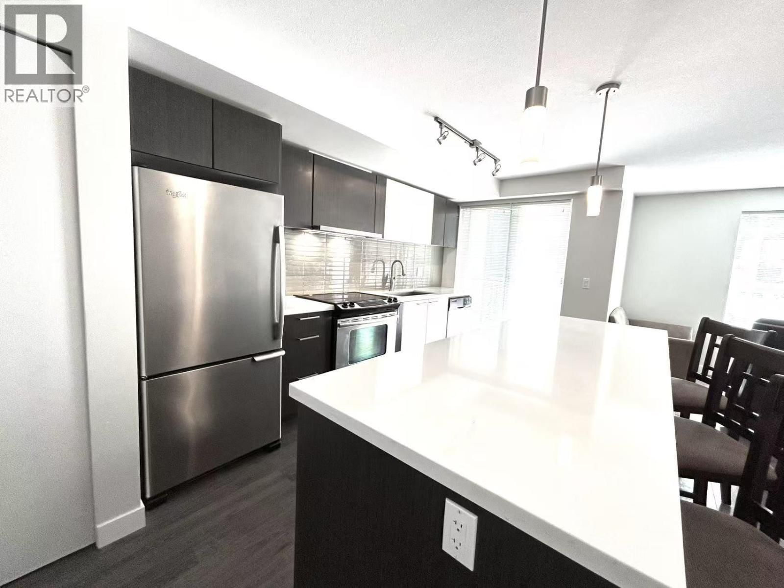 210 - 618 LANGSIDE AVENUE Image 6