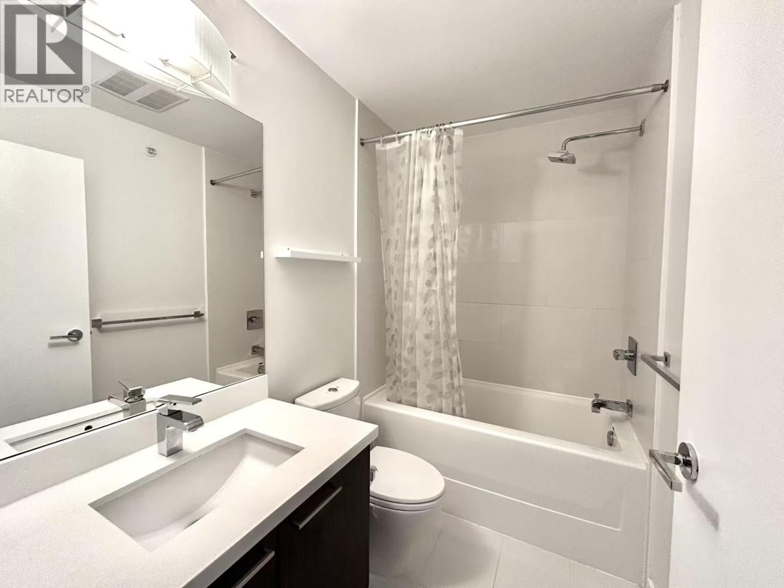 210 - 618 LANGSIDE AVENUE Image 8