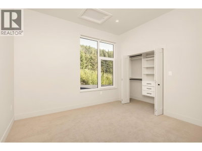 3407 MAMQUAM Road | Squamish British Columbia | Slide Image Twelve