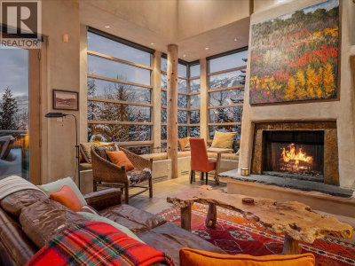 3359 OSPREY Place | Whistler British Columbia | Slide Image Ten