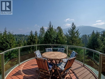 3359 OSPREY Place | Whistler British Columbia | Slide Image Twenty-three