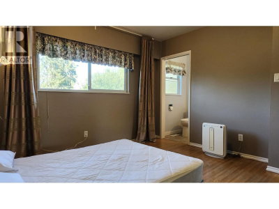 11400 SEAFIELD Crescent | Richmond British Columbia | Slide Image Twelve