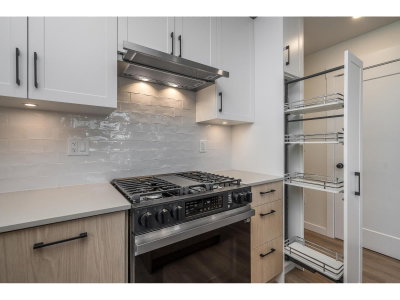27218 ALDERGROVE TOWN CENTRE Drive | Langley British Columbia | Slide Image Thirteen