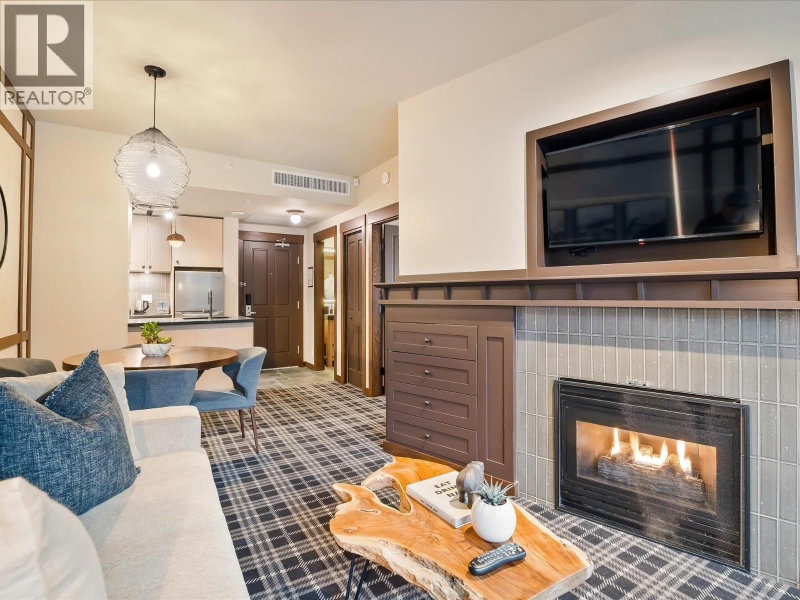 4320 SUNDIAL Crescent Whistler British Columbia, V8E 1G6 - 1 Bedroom Condo For Sale