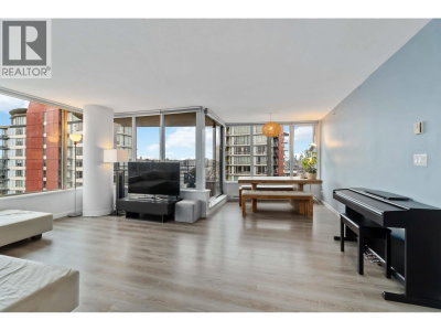33 SMITHE Street | Vancouver British Columbia | Slide Image Nine