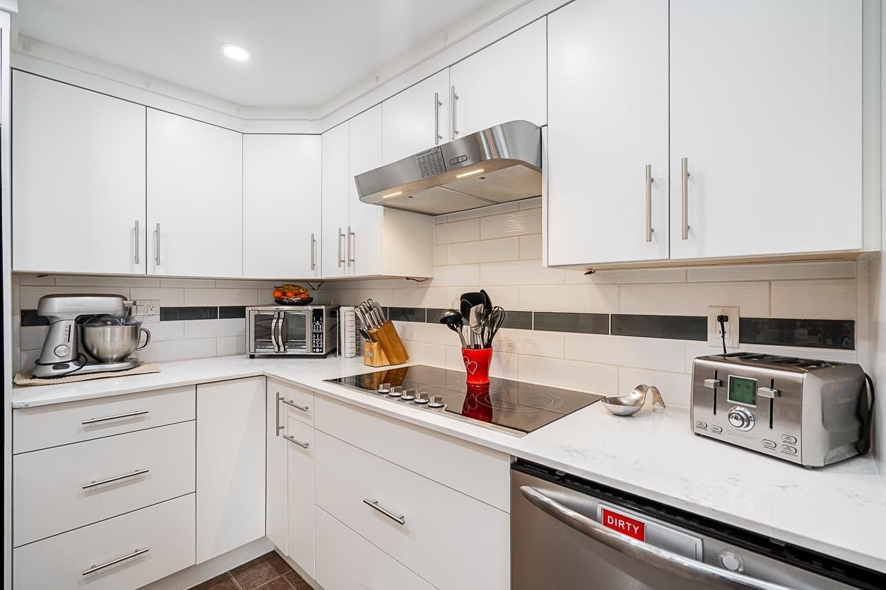 6064 BROOKS CRESCENT Image 9