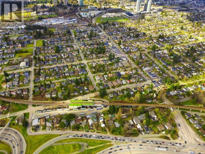 2005 MARINE Way | New Westminster British Columbia | Slide Image Ten