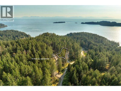 786 HAYES Road | Bowen Island British Columbia | Slide Image Five