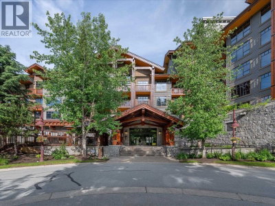 2202 GONDOLA Way | Whistler British Columbia | Slide Image Two