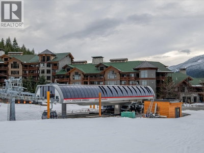 2202 GONDOLA Way | Whistler British Columbia | Slide Image Thirty-four
