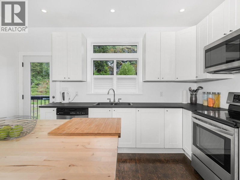 1926 STONECUTTER Place, Pemberton, V0N2L0 | Image 3