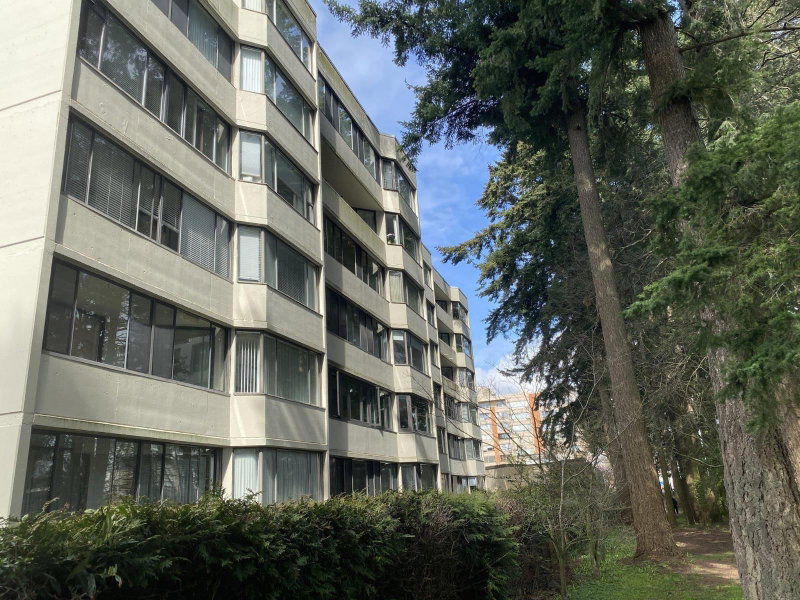 1442 FOSTER Street White Rock British Columbia, V4B 3X7 - 1 Bedroom Condo For Sale