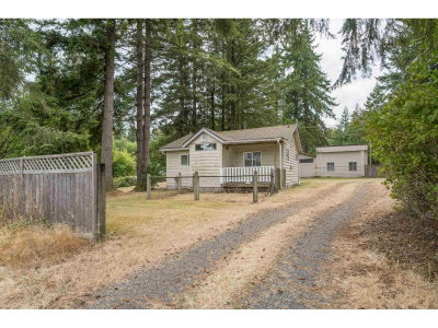 3381 208 Street | Langley British Columbia | Slide Image Three