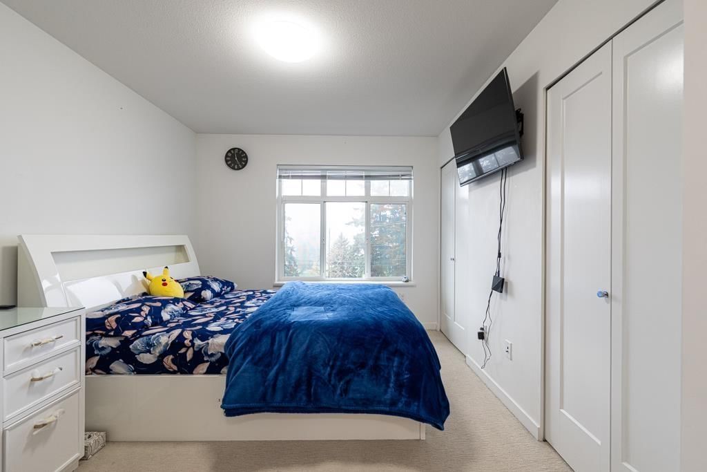 109 - 15235 SITKA DRIVE Image 21