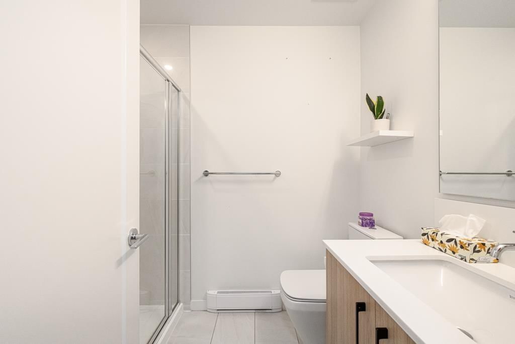 109 - 15235 SITKA DRIVE Image 34