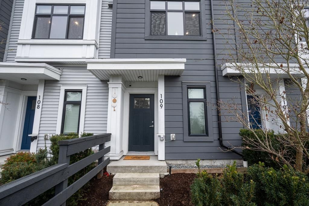 109 - 15235 SITKA DRIVE Image 4