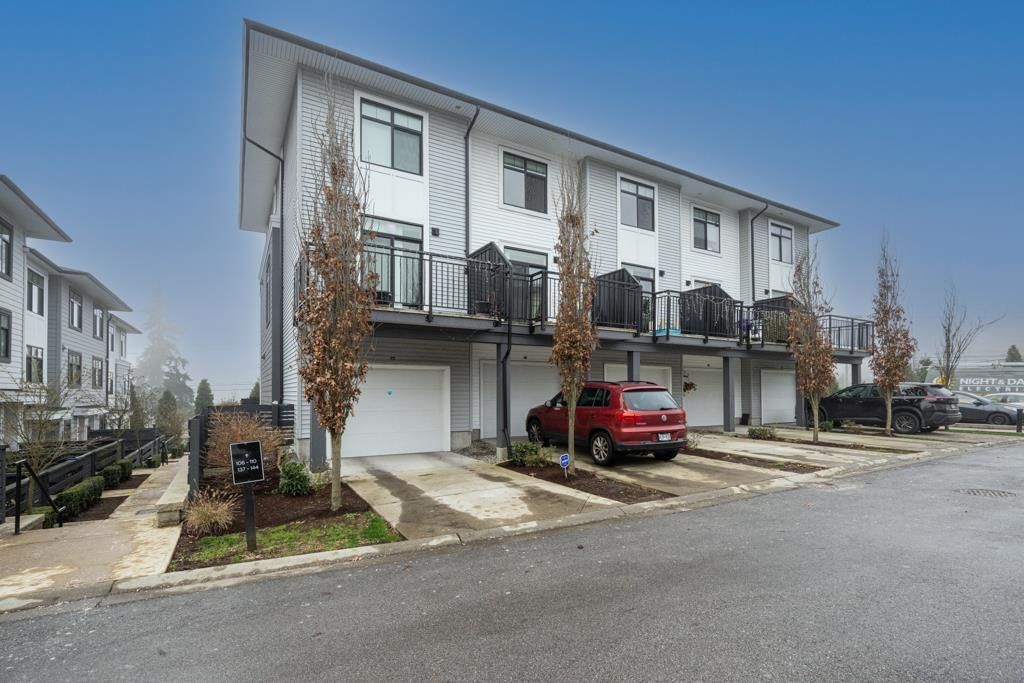 109 - 15235 SITKA DRIVE Image 6