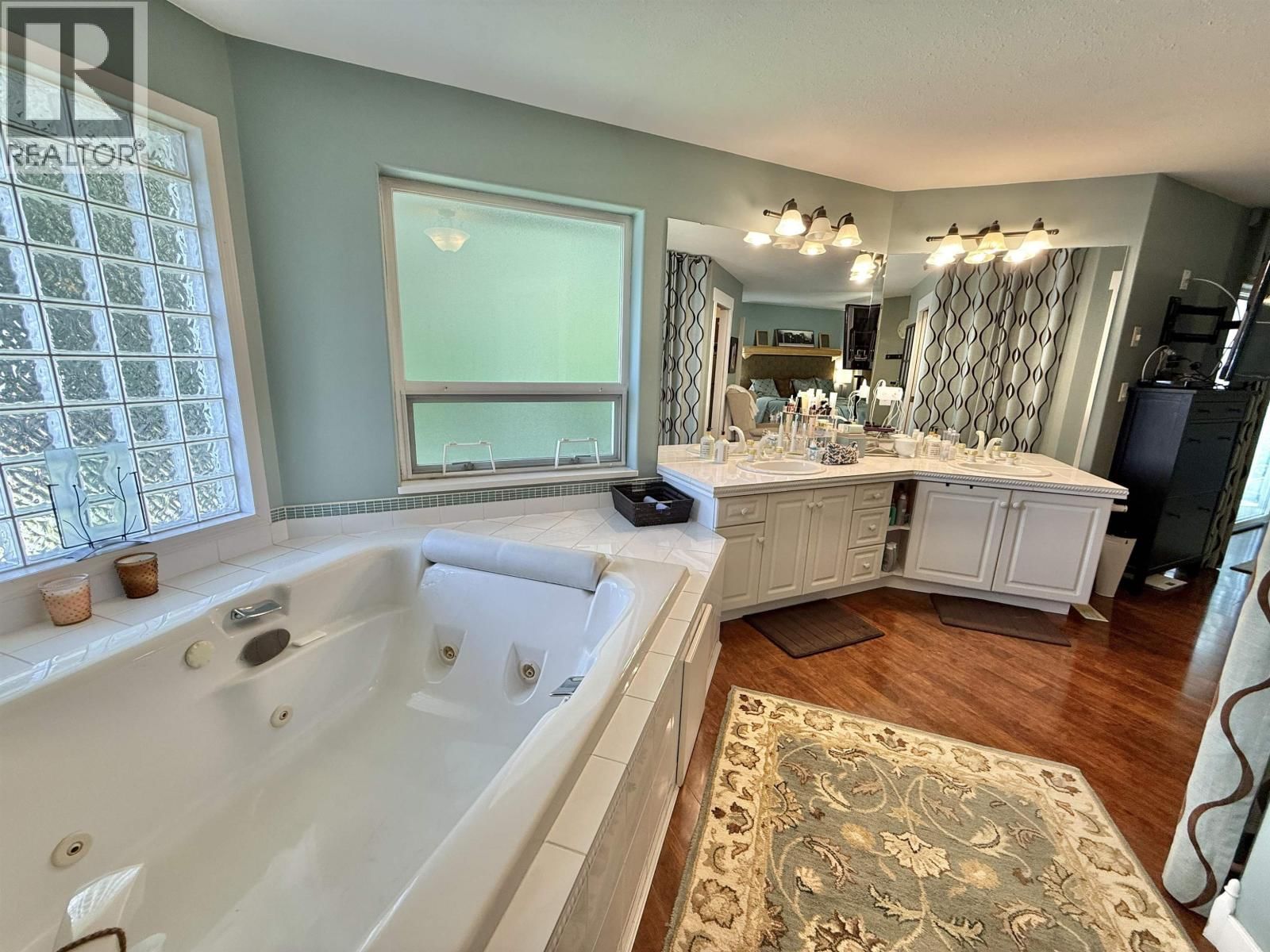 108 LAWLOR DRIVE Image 32