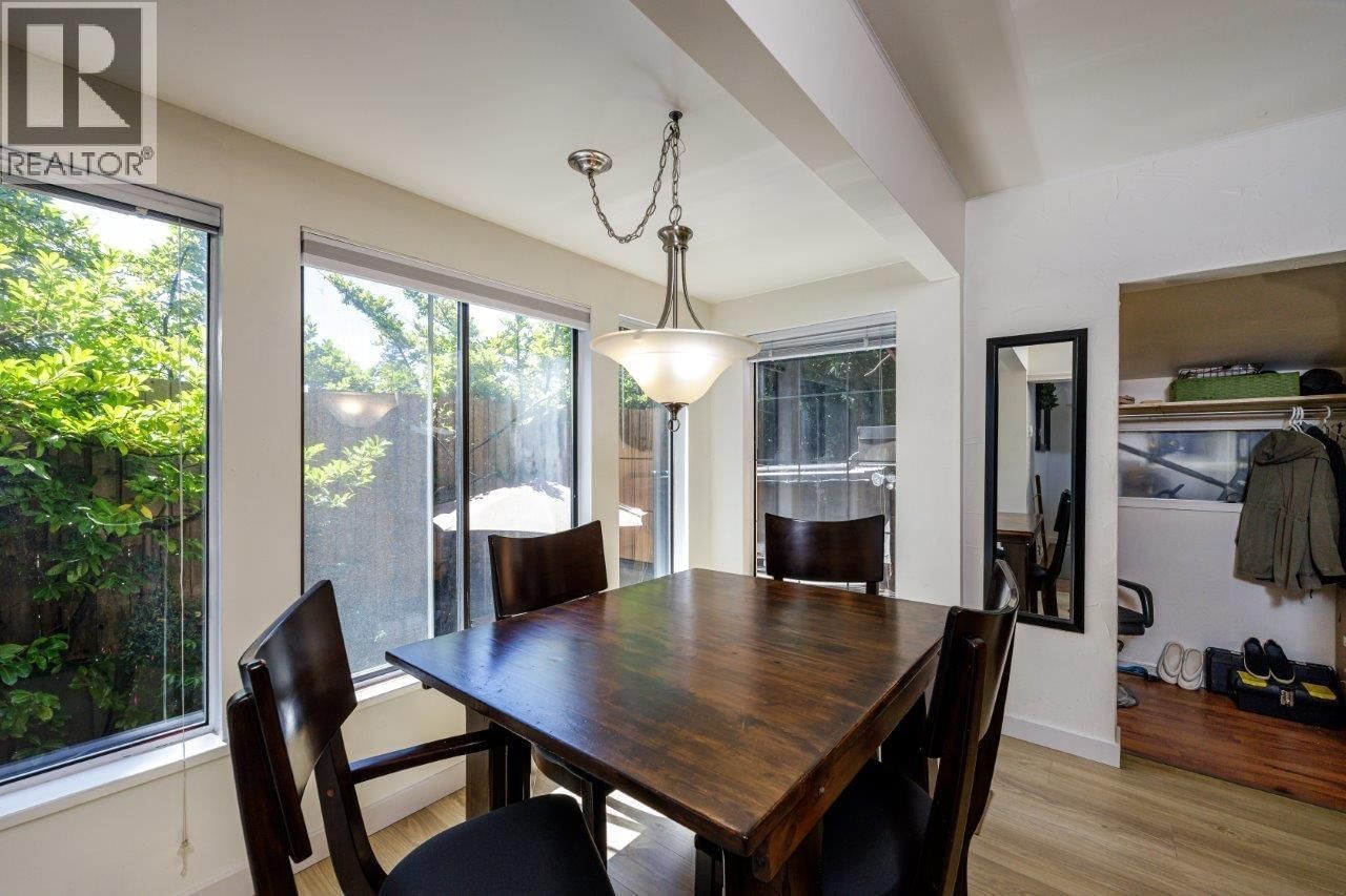 1061 GLADWIN DRIVE Image 11