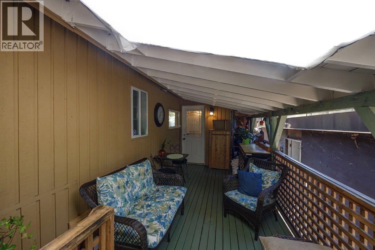 1061 GLADWIN DRIVE Image 32